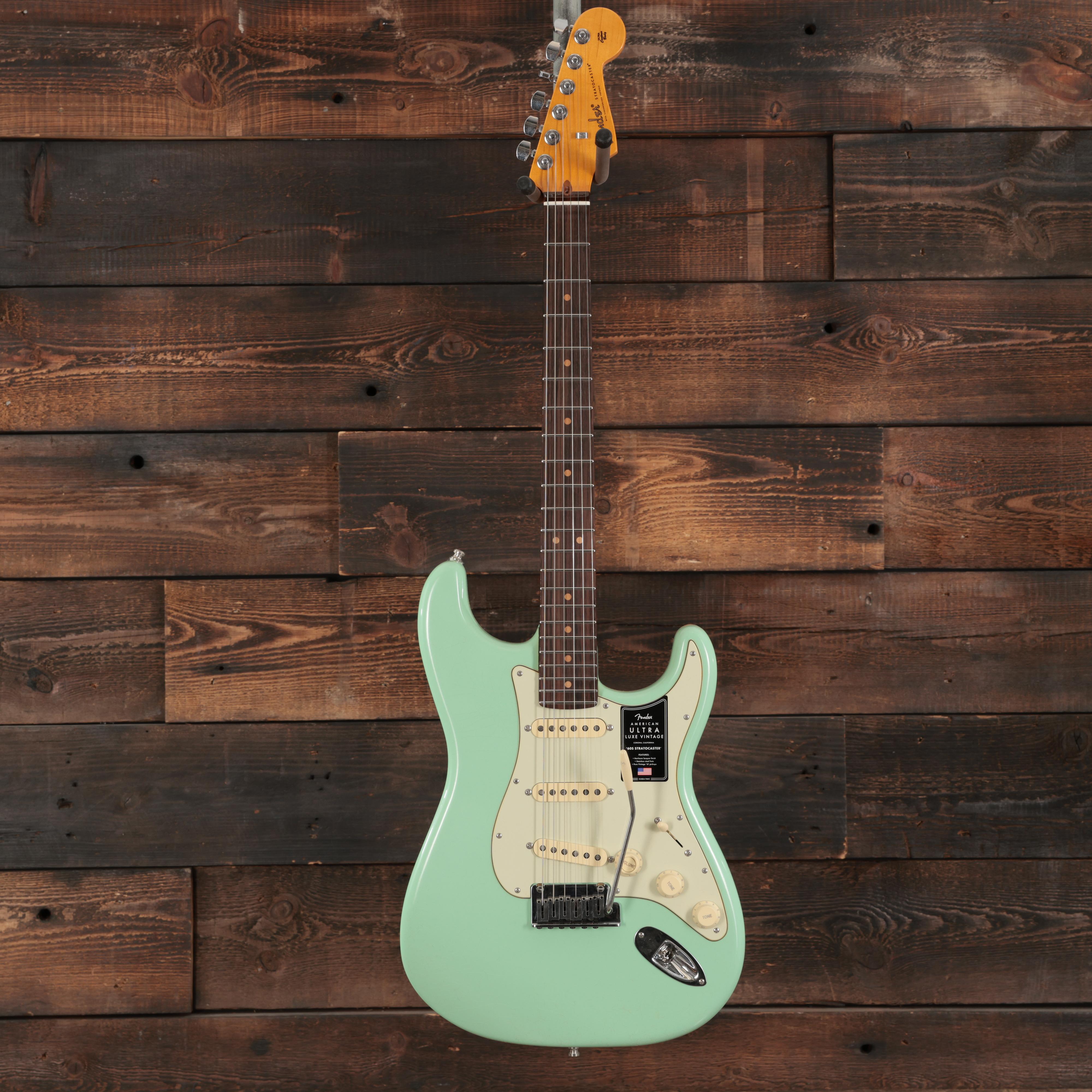 Fender American Ultra Luxe Vintage '60s Stratocaster in Surf Green